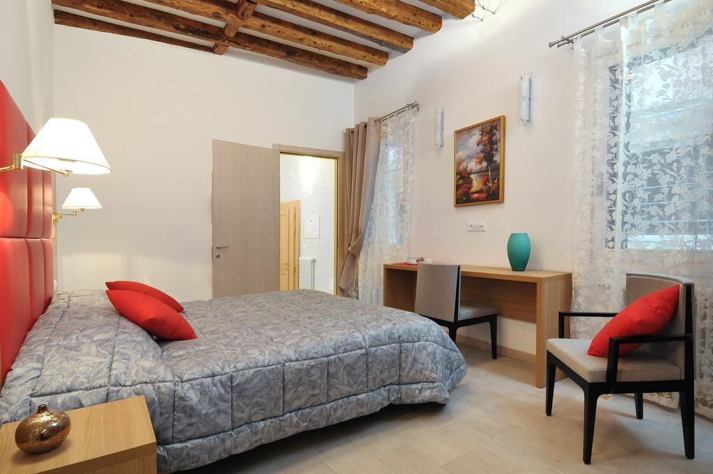 Ca'Dorina Apartment Venice Room photo